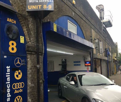 Golders Green MOT Test Centre, London