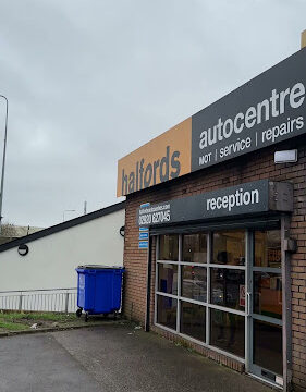 Halfords Autocentre Cardiff (North Road)