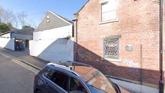 thumbnailpanoidRlAD9F4QQvUZpZRrTxDh8Acb_clientsearch.gws-prod.gpsw800h500yaw303.3711pitch0thumbfov100.jpeg