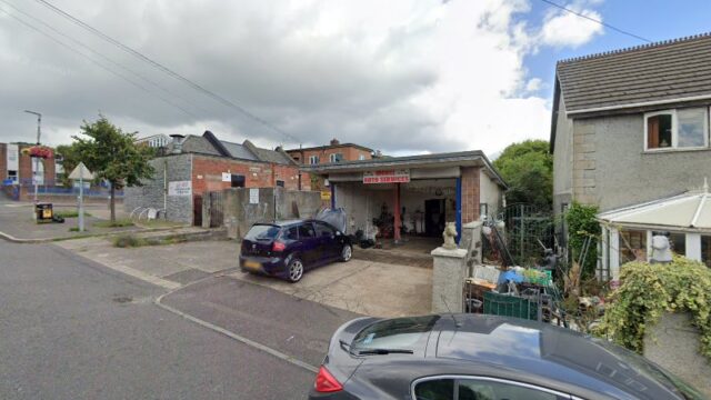 thumbnailpanoidVRJEP2CMIGMl27xMwHFF6gcb_clientsearch.gws-prod.gpsw800h500yaw20.163923pitch0thumbfov100.jpeg