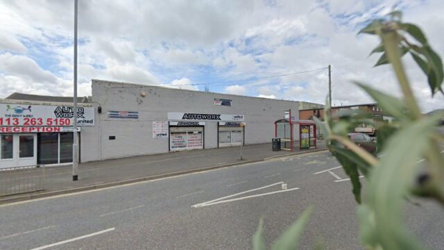 thumbnailpanoideZFD6Vn7aY9bkzqIonJq8gcb_clientsearch.gws-prod.gpsw800h500yaw213.23384pitch0thumbfov100.jpeg